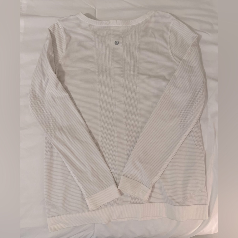 Lululemon Off-White Long Sleeve Top